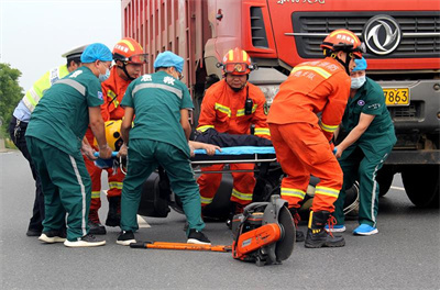 贺兰沛县道路救援